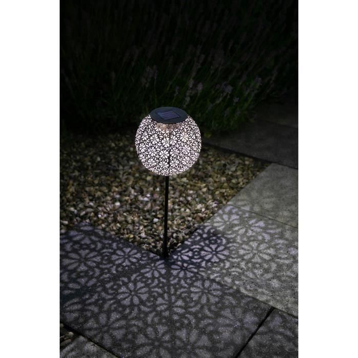 Galix Decoración de metal solar con diseño retro, iluminación LED blanca de 10 lúmenes y hasta 8 horas de autonomía Galix Decoración de metal solar con diseño retro, iluminación LED blanca de 10 lúmenes y hasta 8 horas de autonomía