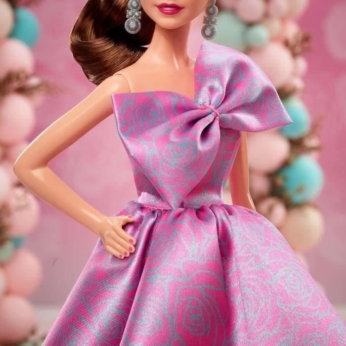 Barbie JBJ07 Muñeca Feliz Cumpleaños Rosa 33 cm con Certificado y Soporte - Ideal Niños 6-10 Años 5 Barbie JBJ07 Muñeca Feliz Cumpleaños Rosa 33 cm con Certificado y Soporte - Ideal Niños 6-10 Años 5
