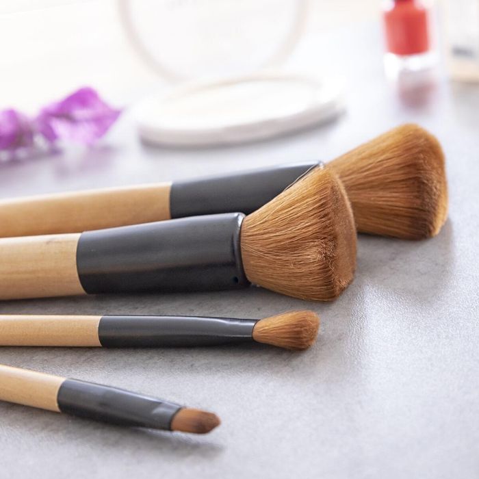 Set de Brochas de Maquillaje de Madera con Funda de Transporte Miset InnovaGoods 5 Unidades 7 Set de Brochas de Maquillaje de Madera con Funda de Transporte Miset InnovaGoods 5 Unidades 7