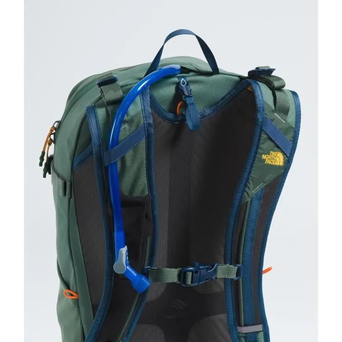 The North Face Mochila BASIN 24 L, Verde / Azul Marino, THE0197642983652