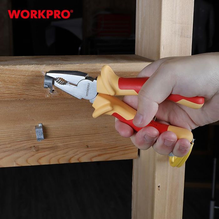 Workpro Juego de 4 Alicates Aislados 1000V (Punta Larga 160mm, Corte Diagonal 160mm, Universal 160mm, Pico Loro 250mm) en Acero Cromo Vanadio 5