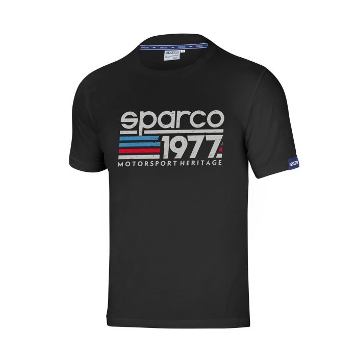 Sparco S01329NR1S Camiseta 1977 Negra Talla S. Confeccionada en suave algodón y elastano, presenta un gran logotipo Sparco 1977.