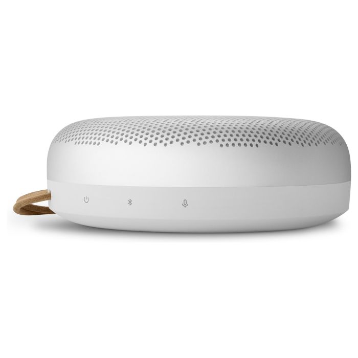 Bang & Olufsen Beosound A1 2.ª Generación Altavoz Bluetooth Inalámbrico, Gris Mist, IP67 Resistente, Alexa Integrada, 48h Autonomía, USB-C, Sonido 2 Vías