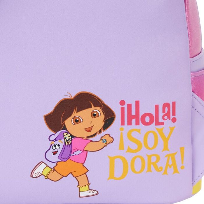 Loungefly Mochila Dora la Exploradora Mini Hecha de Piel Vegana Brillante con Tirantes Ajustables y Detalles Bordados 4 Loungefly Mochila Dora la Exploradora Mini Hecha de Piel Vegana Brillante con Tirantes Ajustables y Detalles Bordados 4