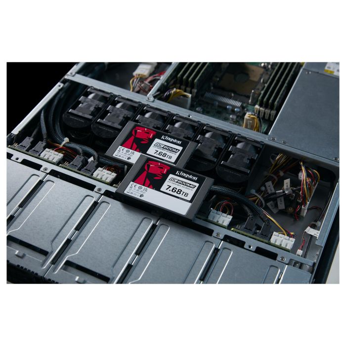 Kingston DC600ME 7.6TB 2.5" SATAIII SSD para Servidor/Estación de Trabajo, Encriptación Hardware 4