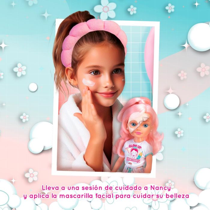 Muñeca Nancy Glow Up Beauty Pack Nac91000 Famosa 4