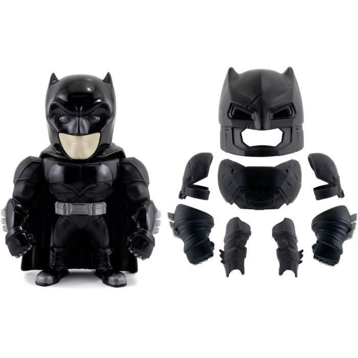 Figura de Acción Batman Armored 1