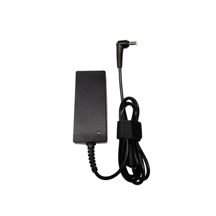 CoreParts Power Adapter for Acer 40W 19V 2.1A Plug:5.5*1.7 Including EU Power Cord CoreParts Power Adapter for Acer 40W 19V 2.1A Plug:5.5*1.7 Including EU Power Cord