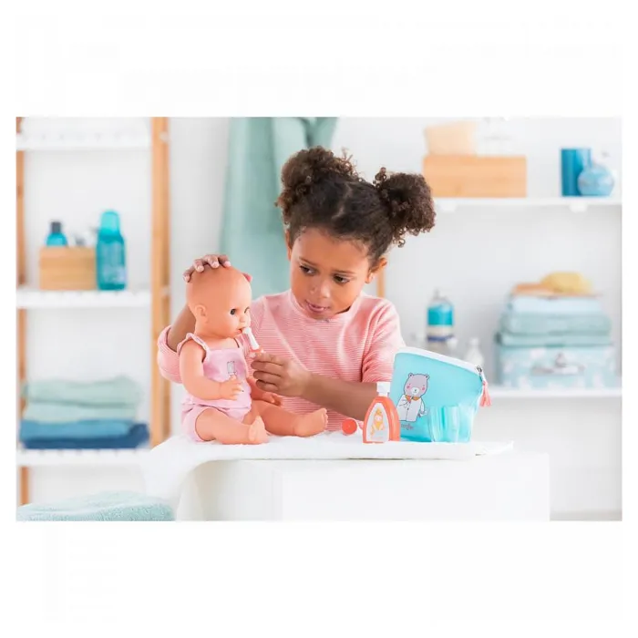 Corolle Bolsa de Aseo con 5 Accesorios para Muñecos de 36 y 42 cm (A partir de 2 años) 3 Corolle Bolsa de Aseo con 5 Accesorios para Muñecos de 36 y 42 cm (A partir de 2 años) 3