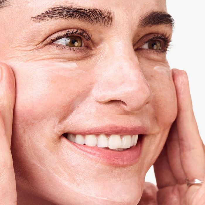 Clinique SMART CLINICAL REPAIR Crema + Mascarilla Regeneradora de Noche 50 ml 2