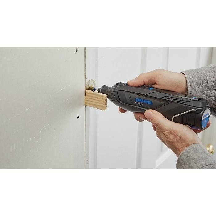 Multiherramienta inalámbrica conectada Dremel 8260 de 12 V (entregada con 5 accesorios) 3 Multiherramienta inalámbrica conectada Dremel 8260 de 12 V (entregada con 5 accesorios) 3