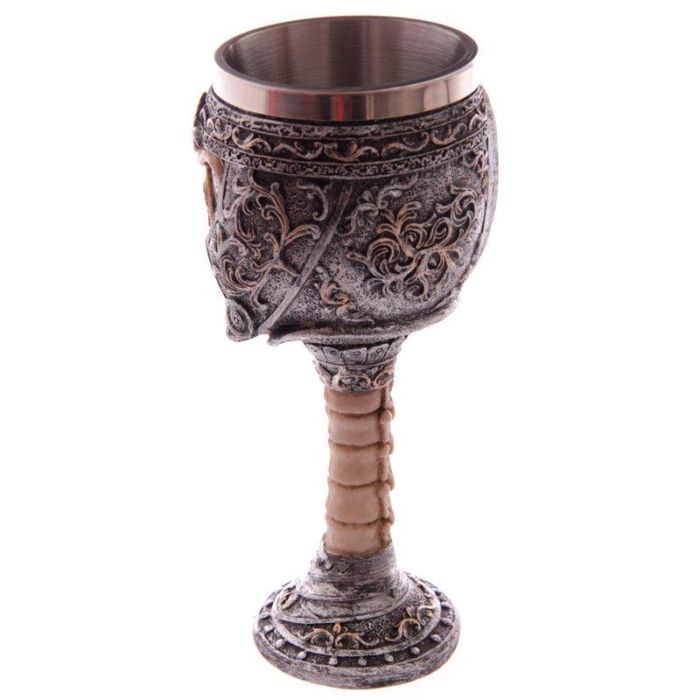 PUCKATOR Copa Cráneo Guerrero Gótico de Resina y Acero Inoxidable - 18x7,5cm 2 PUCKATOR Copa Cráneo Guerrero Gótico de Resina y Acero Inoxidable - 18x7,5cm 2