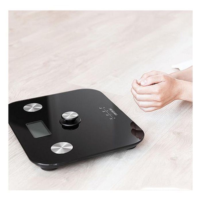 Cecotec 10100 Báscula Personal Electrónica EcoPower sin Pilas, Análisis Corporal BIA, 4 Usuarios, 180 kg, Cristal Negro 2