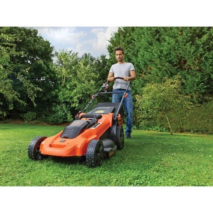 BLACK & DECKER Cortacésped Batería Autosense 48cm 36V 2x2Ah, Mulching, Expulsión Lateral, Recogida, 7 Alturas, Hasta 45 min Autonomía 2 BLACK & DECKER Cortacésped Batería Autosense 48cm 36V 2x2Ah, Mulching, Expulsión Lateral, Recogida, 7 Alturas, Hasta 45 min Autonomía 2