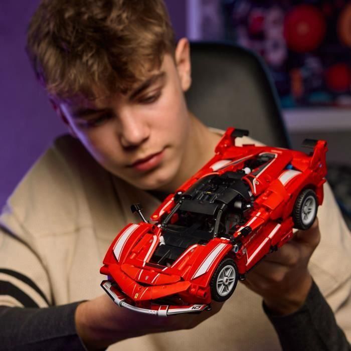 LEGO 42212 Ferrari FXX K Technic Coche de Carreras Maqueta para Construir 4 LEGO 42212 Ferrari FXX K Technic Coche de Carreras Maqueta para Construir 4