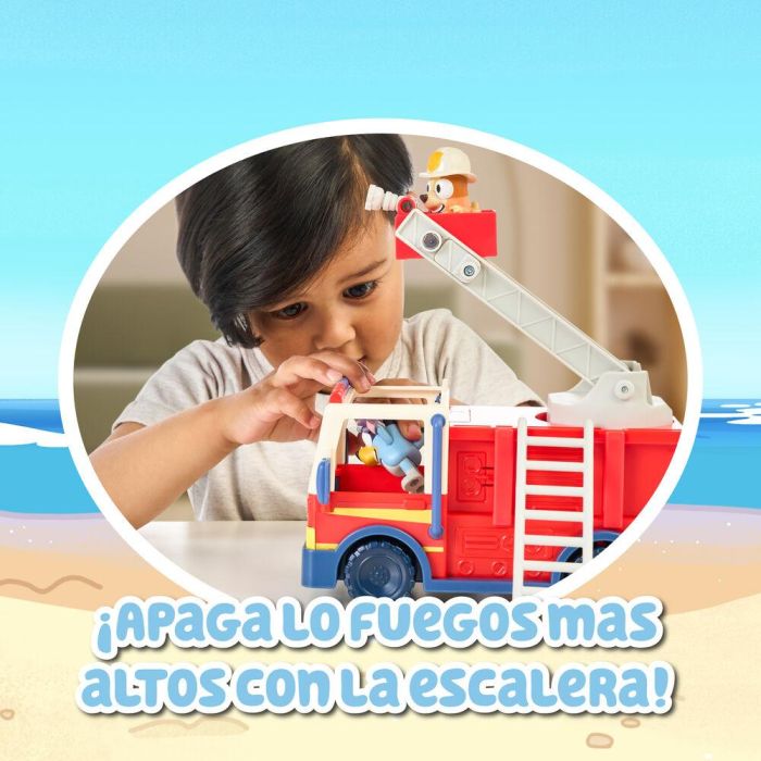 FAMOSA Camión de Bomberos de Bluey y Bingo con Accesorios y Pegatinas – Juguete para Niños +3 Años 3 FAMOSA Camión de Bomberos de Bluey y Bingo con Accesorios y Pegatinas – Juguete para Niños +3 Años 3
