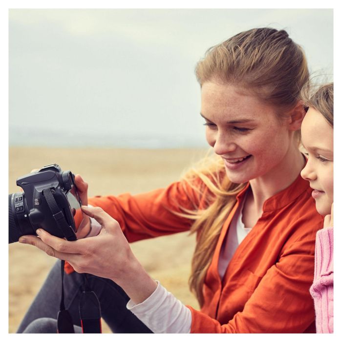 Canon EOS 250D Cámara réflex digital espejo 24.1 MP CMOS 4K Ultra HD Pantalla táctil Negro + Objetivo 18-55 IS STM 5