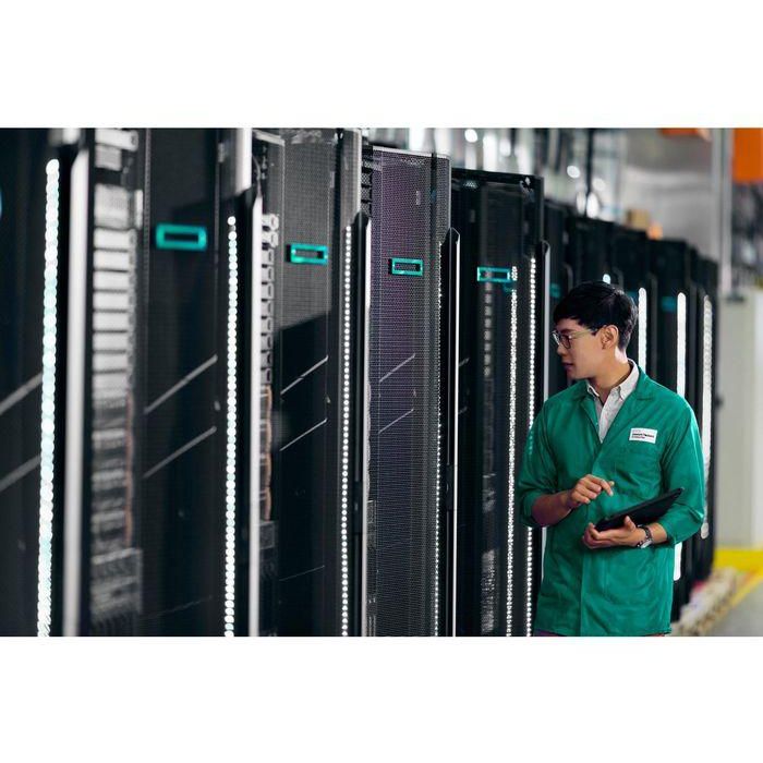 Hewlett Packard Enterprise HPE ProLiant DL360 Gen11 Storage Controller Enablement Cable Kit Hewlett Packard Enterprise HPE ProLiant DL360 Gen11 Storage Controller Enablement Cable Kit