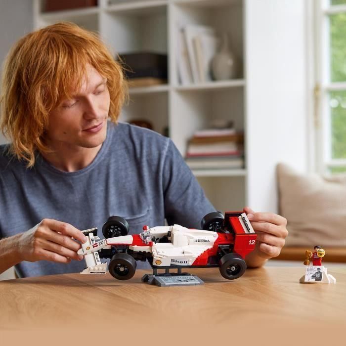 LEGO 10330 Icons McLaren MP4/4 y Ayrton Senna, Set de Maquetas de Coches para Adultos 4 LEGO 10330 Icons McLaren MP4/4 y Ayrton Senna, Set de Maquetas de Coches para Adultos 4