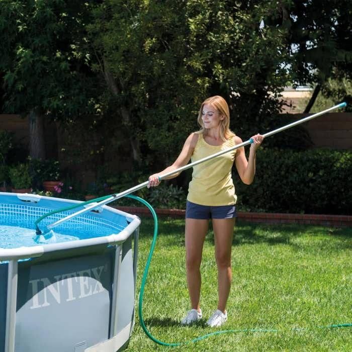 Conjunto de mantenimiento para piscinas con mango telescopico de 239 cm 2