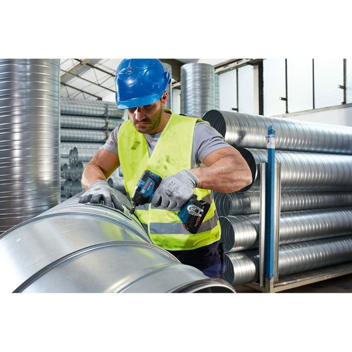 Bosch Professional Kit Combo 2 Herramientas 18V: Atornillador de Impacto GDX 18V-200, Taladro GSR 18V-55, 2 Baterías 4.0Ah y Cargador 6 Bosch Professional Kit Combo 2 Herramientas 18V: Atornillador de Impacto GDX 18V-200, Taladro GSR 18V-55, 2 Baterías 4.0Ah y Cargador 6