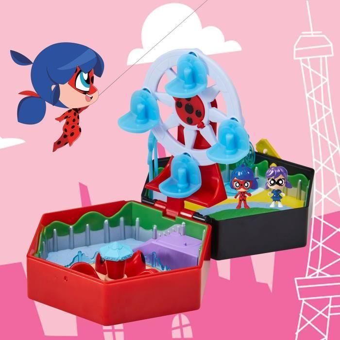 BANDAI - Miraculous Ladybug - Parque de atracciones Chibi Mini Universe - Minifiguras de Marinette y Climatika incluidas - P50553 5