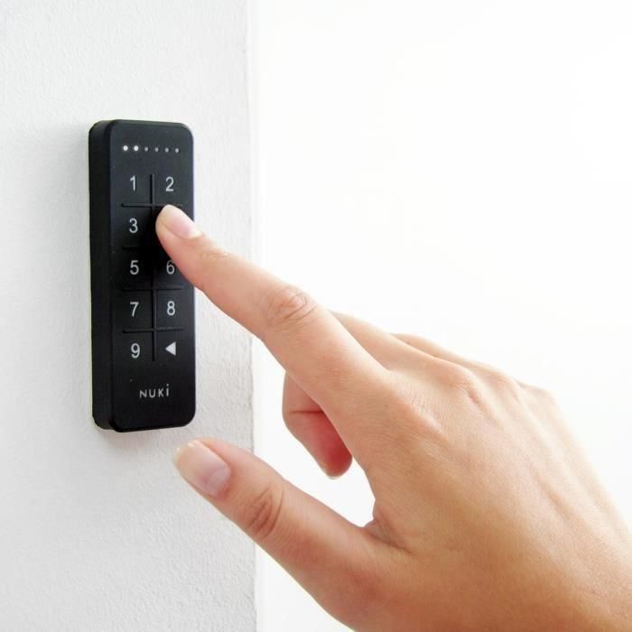 Nuki Teclado de código numérico para control de acceso sin llaves. Crea códigos personalizados para familiares, amigos, invitados – Negro 3 Nuki Teclado de código numérico para control de acceso sin llaves. Crea códigos personalizados para familiares, amigos, invitados – Negro 3