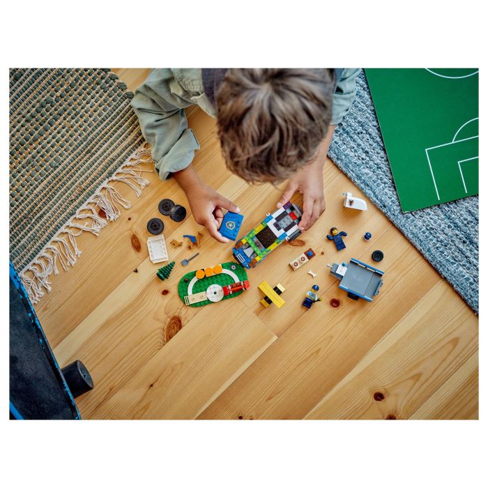 LEGO City Entrenamiento Móvil para Perros Policía, Juego Construcción 197 Piezas, Edad 5+