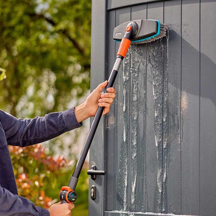 Gardena Mango de Cerdas Suaves y Pastillas de Jabón Cleansystem para Limpieza Suave y Efectiva