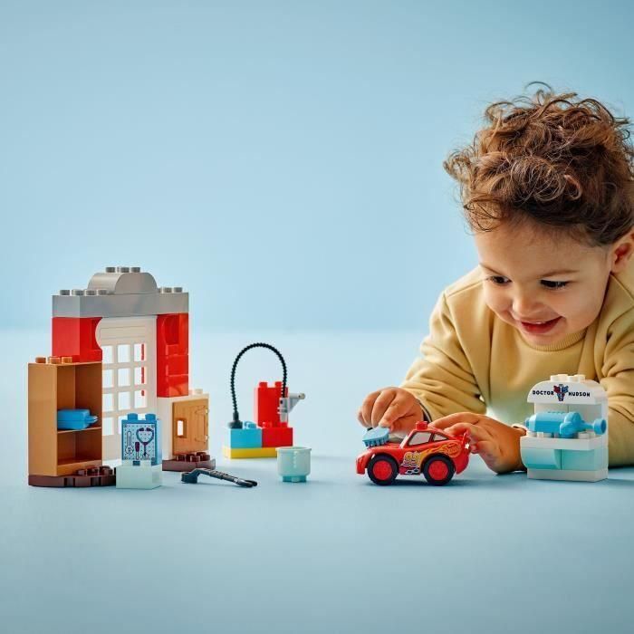 LEGO 10456 DUPLO Disney Pixar Cars Rayo McQueen Taller de Doc Set de Construcción y Juego Creativo para Niños +2 Años 4
