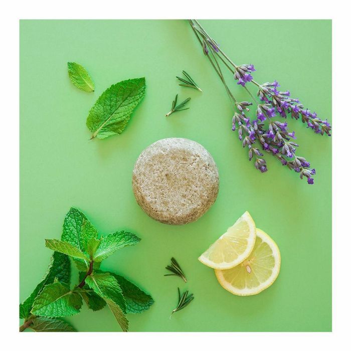 Alma Secret Champú Sólido Anticaída Anticaspa para Todo Tipo de Cabello 85 gr Alma Secret Champú Sólido Anticaída Anticaspa para Todo Tipo de Cabello 85 gr