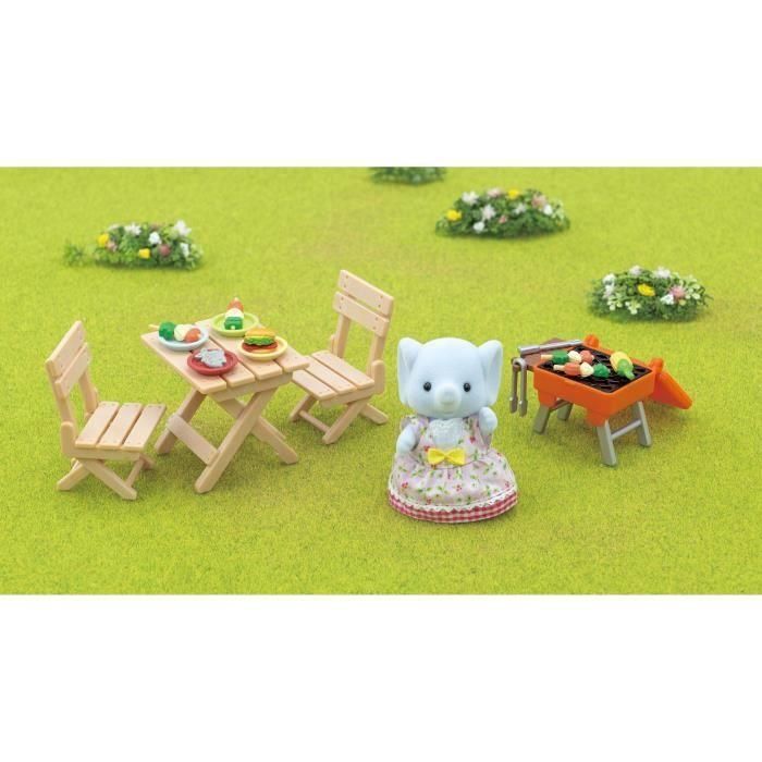 Sylvanian Families Niña Elefante - Juego de Picnic con Parrillada para 4 Personajes y 22 Accesorios 3 Sylvanian Families Niña Elefante - Juego de Picnic con Parrillada para 4 Personajes y 22 Accesorios 3