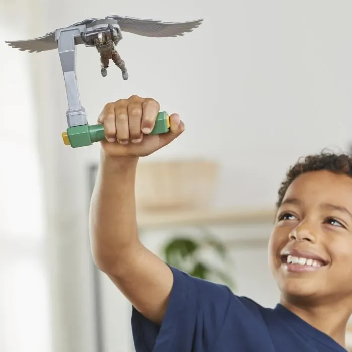 Hasbro Figura de Acción Falcon Marvel G0076 Control de Vuelo +4 Años 3