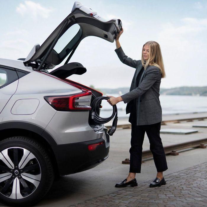 DEFA Cable EV eConnect M3T2 3P 20A 7,5M 13,8 kW, Duradero y Flexible en Cualquier Clima para Vehículos Eléctricos 1