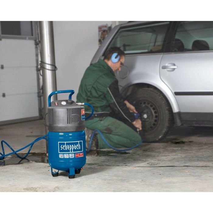SCHEPPACH HC24V Compresor de aire vertical sin aceite, 24L, 2CV, 10 bar máx., 180 L/min. succión. Ideal para herramientas neumáticas. 3 SCHEPPACH HC24V Compresor de aire vertical sin aceite, 24L, 2CV, 10 bar máx., 180 L/min. succión. Ideal para herramientas neumáticas. 3