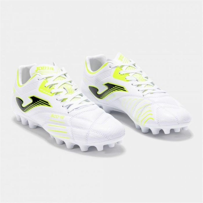 Botas de Fútbol para Adultos Joma Sport Score 2402 Blanco 2 Botas de Fútbol para Adultos Joma Sport Score 2402 Blanco 2