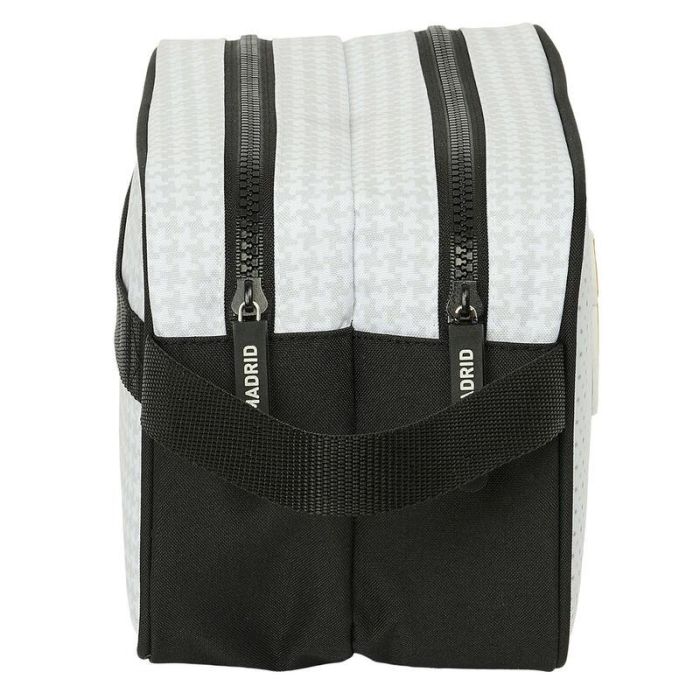 Safta Neceser Adaptable a Carro Real Madrid 1ª Equip. 24-25 con Dos Cremalleras 2 Safta Neceser Adaptable a Carro Real Madrid 1ª Equip. 24-25 con Dos Cremalleras 2