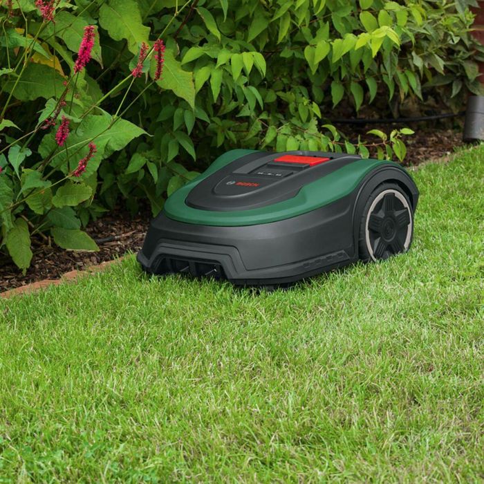 Bosch Indego M + 700 Robot cortacésped automático inteligente para un césped perfecto sin esfuerzo 3 Bosch Indego M + 700 Robot cortacésped automático inteligente para un césped perfecto sin esfuerzo 3