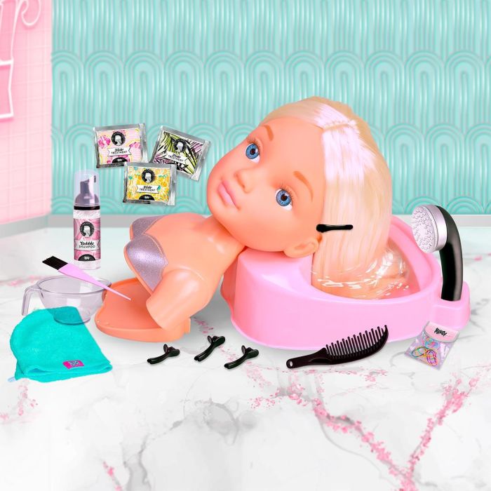 Famosa Nacb3000 Nancy Hair Salon Rubia, Busto para Peinar con Lavacabezas y Accesorios 2
