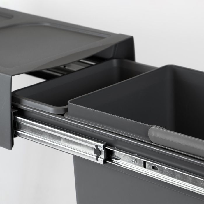 Emuca Contenedor de reciclaje para fijación inferior y extracción manual en mueble de cocina Recycle 1x20litros, Plástico gris antracita 4