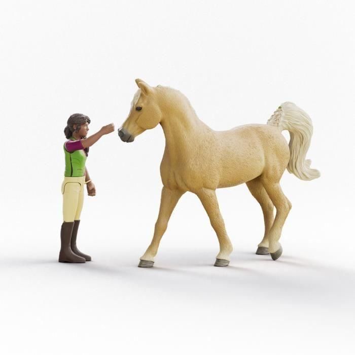 Schleich 42714 Figuras de Sarah y Mystery Horse Club, para niños a partir de 4 años 1