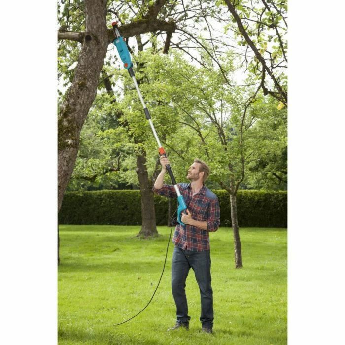 Gardena TCS 720 Podadora de pértiga eléctrica 720W, 20cm guía, telescópica 4,4m para poda segura desde suelo 3 Gardena TCS 720 Podadora de pértiga eléctrica 720W, 20cm guía, telescópica 4,4m para poda segura desde suelo 3