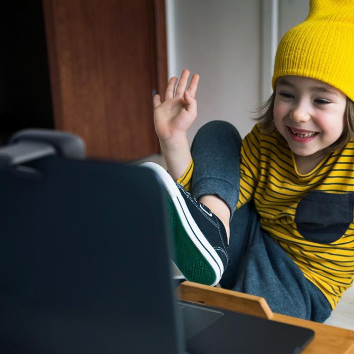 Logitech 960-001364 Cámara Web, 1280x720, 720p, Campo de Visión 60°, Micrófono Omnidireccional, USB 9