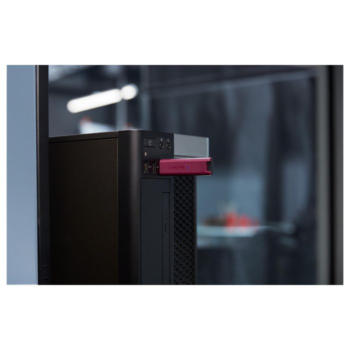 Kingston DataTraveler Ultimate GT USB 3.2 Gen 2, 1TB, 1000MB/s Lectura, 900MB/s Escritura, Rojo