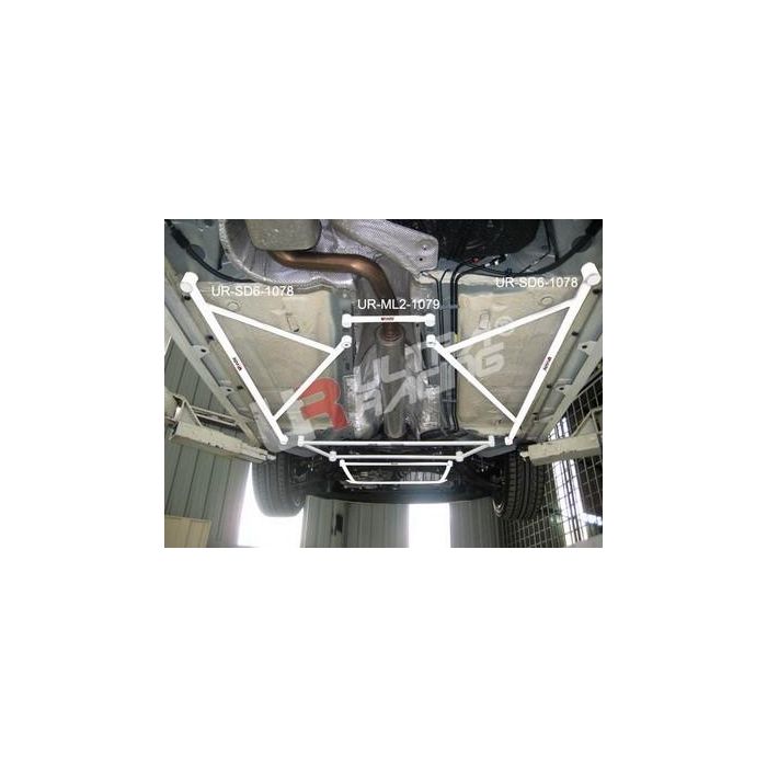 Ultra Racing Ford Focus Mk2 2.0 Tdci Ultraracing Mid Lower Tiebar 0 Ultra Racing Ford Focus Mk2 2.0 Tdci Ultraracing Mid Lower Tiebar 0