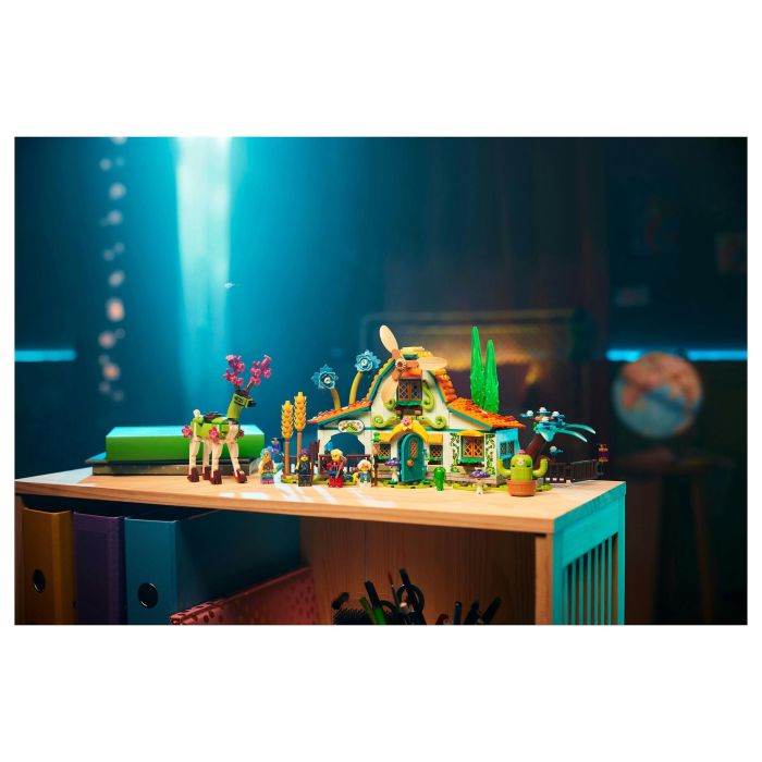 Lego DREAMZzz 71459 Establo de Criaturas de Ensueño, Juguete de Granja con Figura de Ciervo 2 en 1