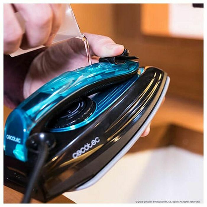 Plancha Vapor-Seco de Viaje Cecotec GoForce 8000 Folding Titanium 60 ml 1200W 4 Plancha Vapor-Seco de Viaje Cecotec GoForce 8000 Folding Titanium 60 ml 1200W 4