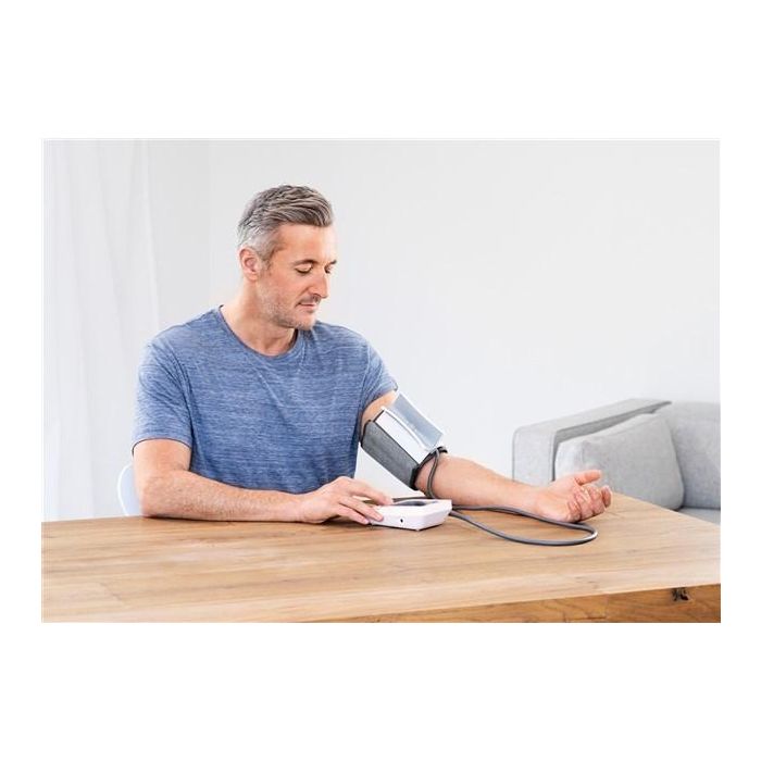 Beurer BM-51 Tensiómetro de Brazo EasyClip con Detector de Arritmias y Pantalla XL Iluminada 3