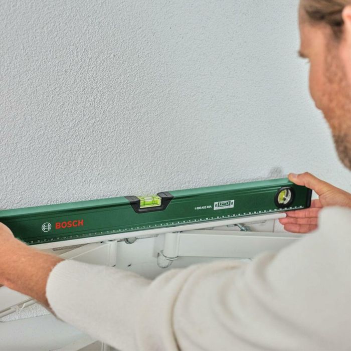 Bosch BOS4053423253856 Nivel de burbuja de 60 cm con 2 cursores, ampollas fluorescentes horizontales y verticales, escala métrica, ranura en V 1 Bosch BOS4053423253856 Nivel de burbuja de 60 cm con 2 cursores, ampollas fluorescentes horizontales y verticales, escala métrica, ranura en V 1