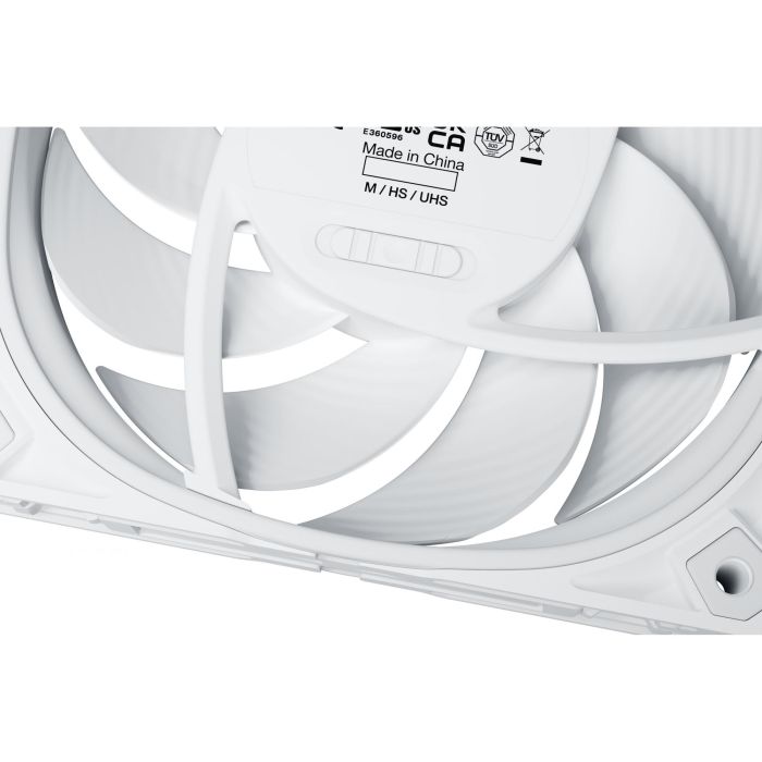 140mm be quiet! SILENT WINGS PRO 4 White PWM 3 140mm be quiet! SILENT WINGS PRO 4 White PWM 3